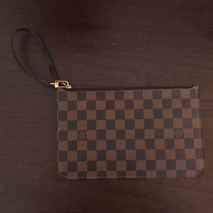 Louis Vuitton Neverfull Damier Pouch Clutch